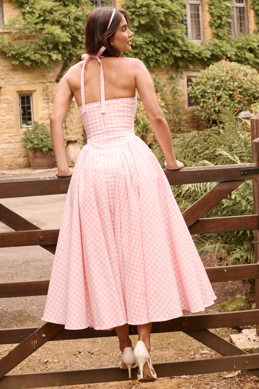 CHEYENNE | Luxuriöses Midi-Kleid mit Tiefem Ausschnitt