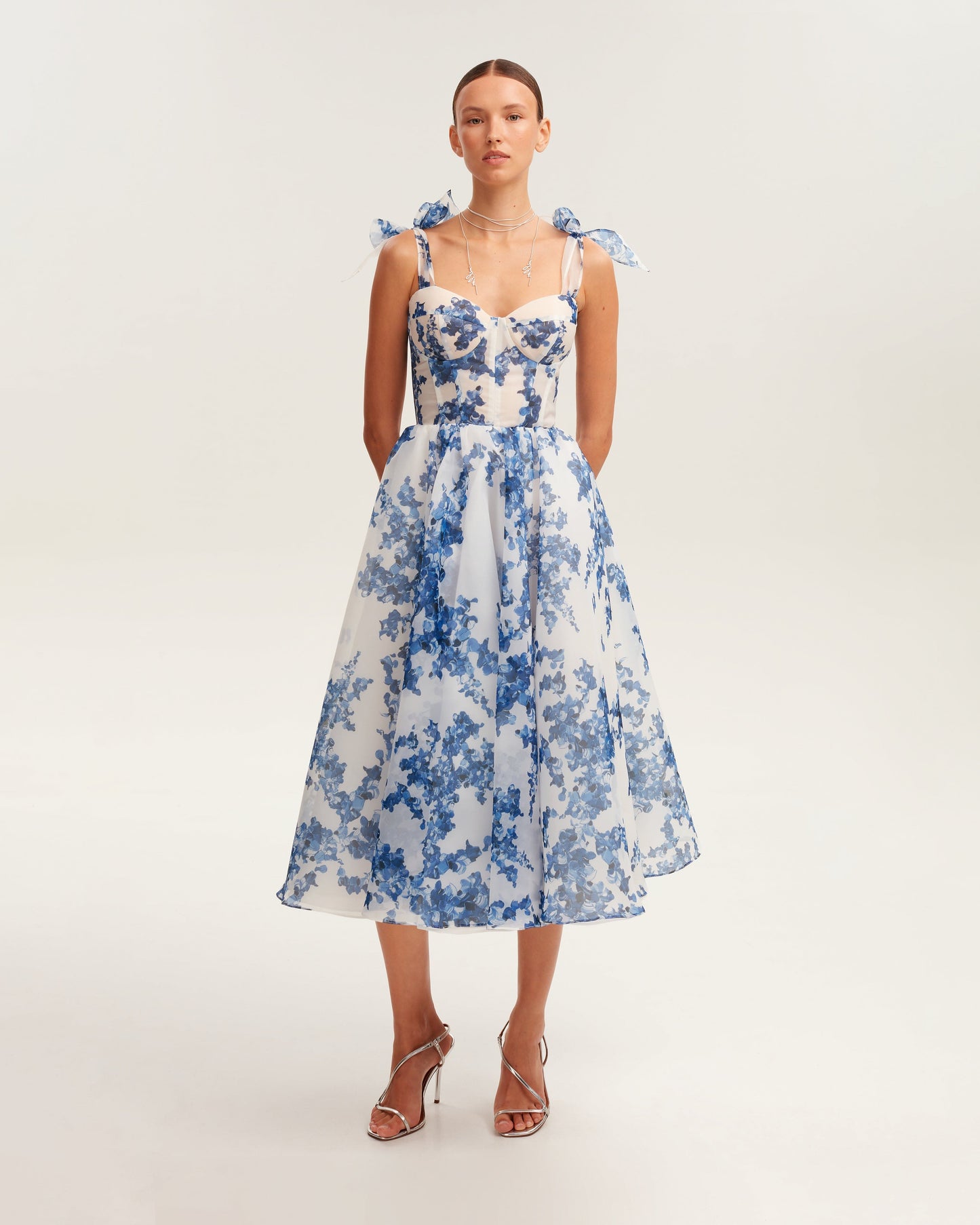 LESLIE | Charmantes Midikleid