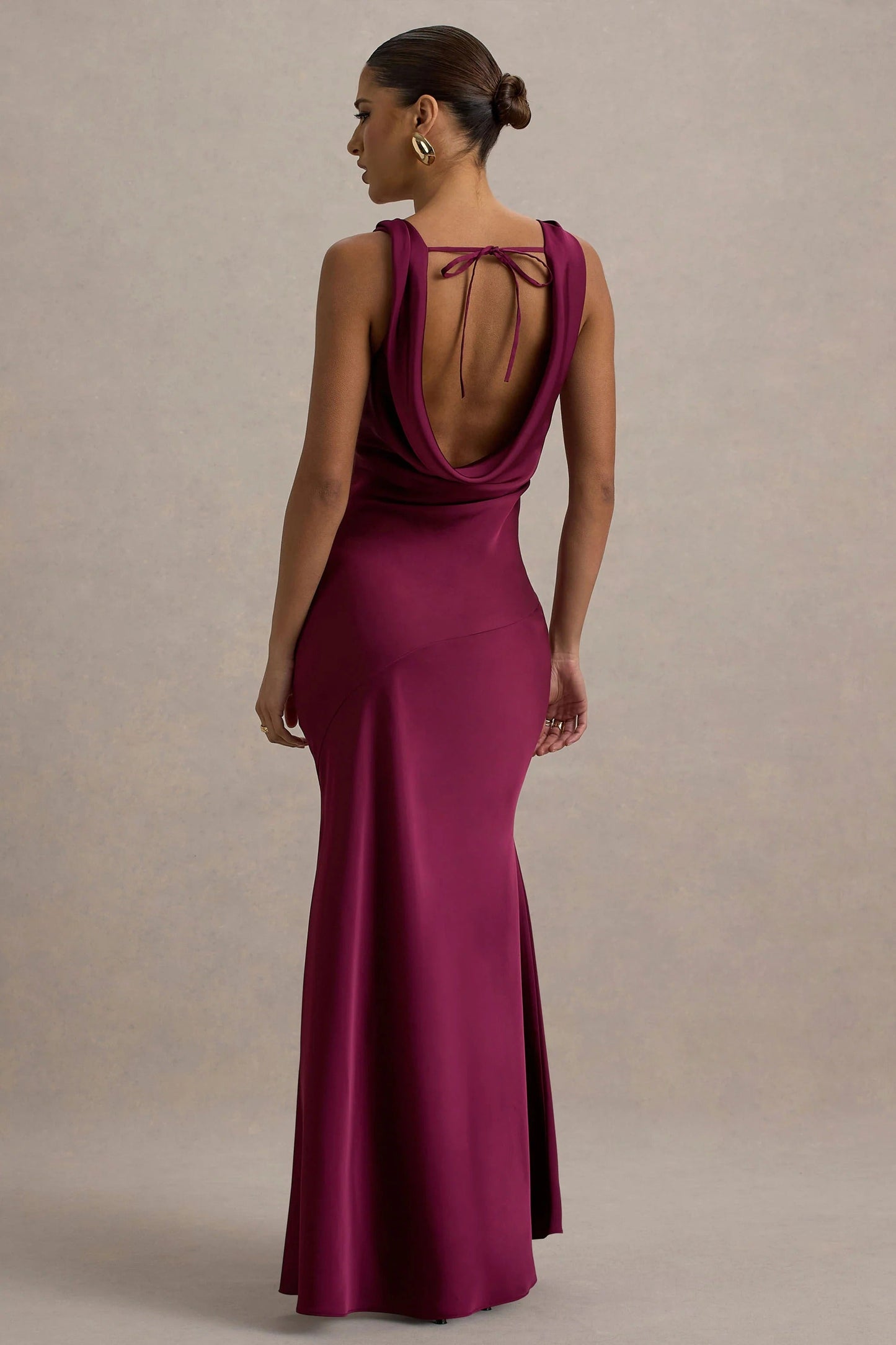 LENA | Minimalistisches Maxi Kleid mit Drapiertem Ausschnitt