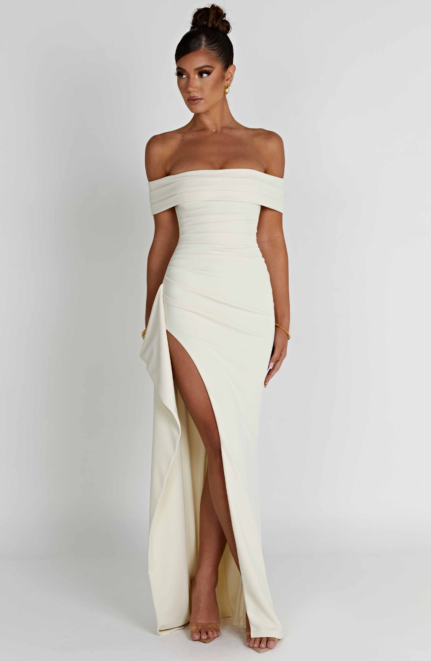 KIM | Off-Shoulder Satin Maxi Kleid